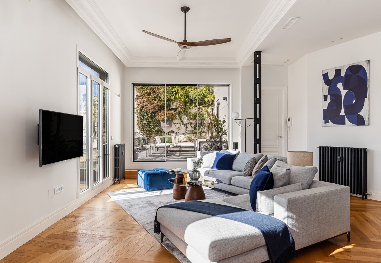 Apartment in Madrid - Waou Ático 2 Terrazas Gran Via – Corta Duración